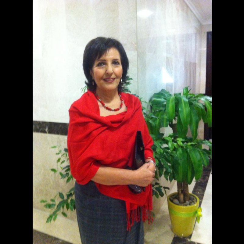 منى عيسى حدادين